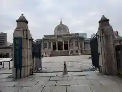 築地本願寺（本願寺築地別院）の山門