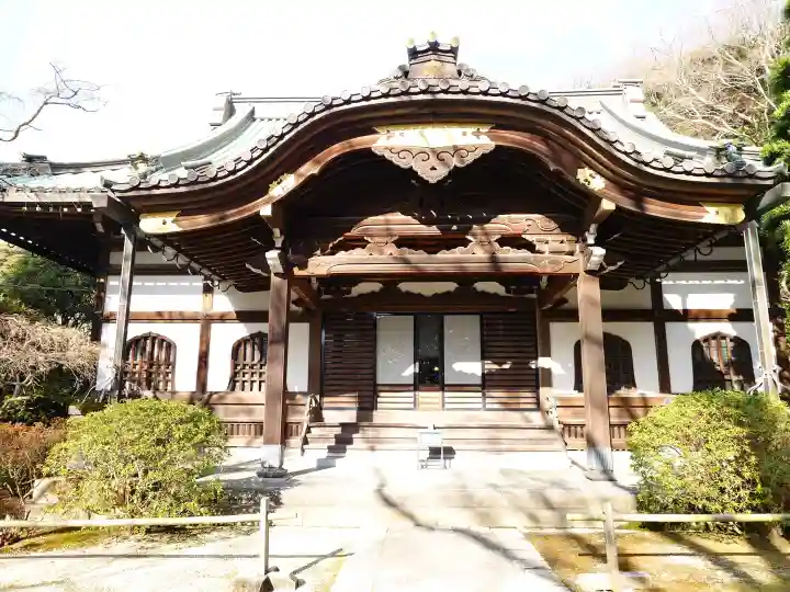 妙本寺の{uncategorized: "未分類", other: "その他", undefined: "問題あり", building: "その他建物", grave: "お墓", sacred_gate: "鳥居", guardian: "狛犬", statue: "像", buddha: "仏像", history: "歴史", nature: "自然", garden: "庭園", animal: "動物", pagoda: "塔", temizu: "手水舎", mountain_gate: "山門・神門", sanctuary: "本殿・本堂", subordinate: "末社・摂社", art: "芸術", scenery: "景色", jizo: "地蔵", ema: "絵馬", goshuin: "御朱印", omikuji: "おみくじ", items: "授与品その他", amulet: "お守り", goshuincho: "御朱印帳", eats: "食事", festival: "お祭り", votive_dance: "神楽", shichigosan: "七五三参", wedding: "結婚式", experience: "体験その他", initially: "初詣", around: "周辺", anti_infection: "感染症対策"}