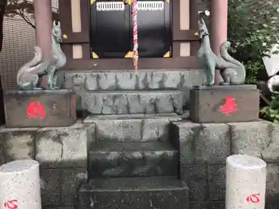 伏見三寳稲荷神社の狛犬