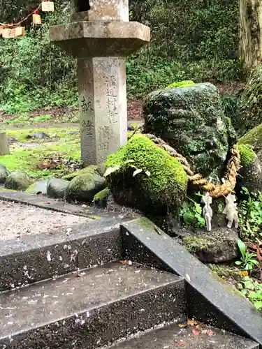 鷹屋神社の狛犬