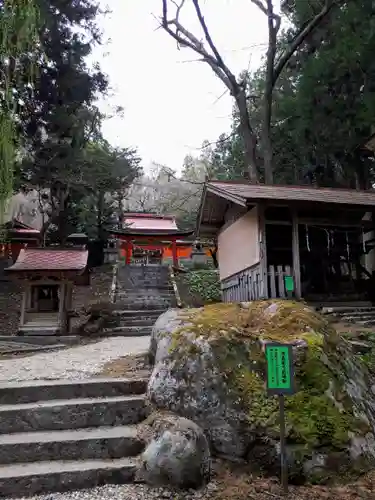 丹内山神社の建物その他