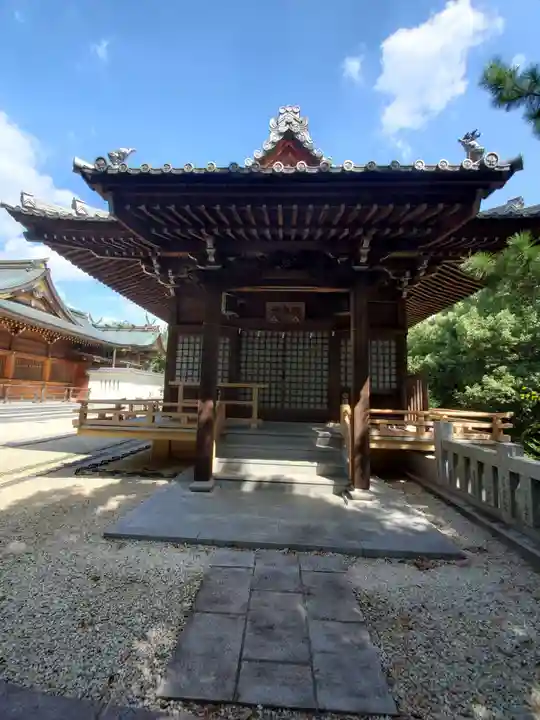 景行天皇社の本殿・本堂