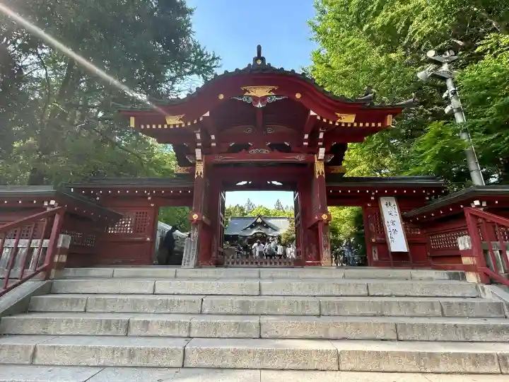 秩父神社の{uncategorized: "未分類", other: "その他", undefined: "問題あり", building: "その他建物", grave: "お墓", sacred_gate: "鳥居", guardian: "狛犬", statue: "像", buddha: "仏像", history: "歴史", nature: "自然", garden: "庭園", animal: "動物", pagoda: "塔", temizu: "手水舎", mountain_gate: "山門・神門", sanctuary: "本殿・本堂", subordinate: "末社・摂社", art: "芸術", scenery: "景色", jizo: "地蔵", ema: "絵馬", goshuin: "御朱印", omikuji: "おみくじ", items: "授与品その他", amulet: "お守り", goshuincho: "御朱印帳", eats: "食事", festival: "お祭り", votive_dance: "神楽", shichigosan: "七五三参", wedding: "結婚式", experience: "体験その他", initially: "初詣", around: "周辺", anti_infection: "感染症対策"}