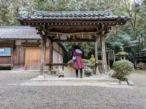 八千鉾神社の手水舎