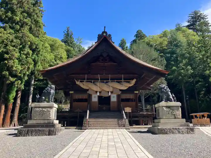 諏訪大社下社秋宮(長野県)