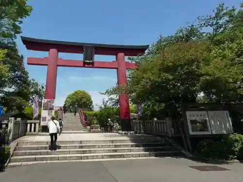 亀戸天神社の{uncategorized: "未分類", other: "その他", undefined: "問題あり", building: "その他建物", grave: "お墓", sacred_gate: "鳥居", guardian: "狛犬", statue: "像", buddha: "仏像", history: "歴史", nature: "自然", garden: "庭園", animal: "動物", pagoda: "塔", temizu: "手水舎", mountain_gate: "山門・神門", sanctuary: "本殿・本堂", subordinate: "末社・摂社", art: "芸術", scenery: "景色", jizo: "地蔵", ema: "絵馬", goshuin: "御朱印", omikuji: "おみくじ", items: "授与品その他", amulet: "お守り", goshuincho: "御朱印帳", eats: "食事", festival: "お祭り", votive_dance: "神楽", shichigosan: "七五三参", wedding: "結婚式", experience: "体験その他", initially: "初詣", around: "周辺", anti_infection: "感染症対策"}