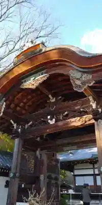 西教寺の山門・神門