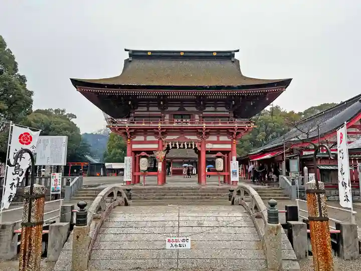 津島神社の山門・神門