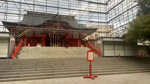花園神社の本殿・本堂