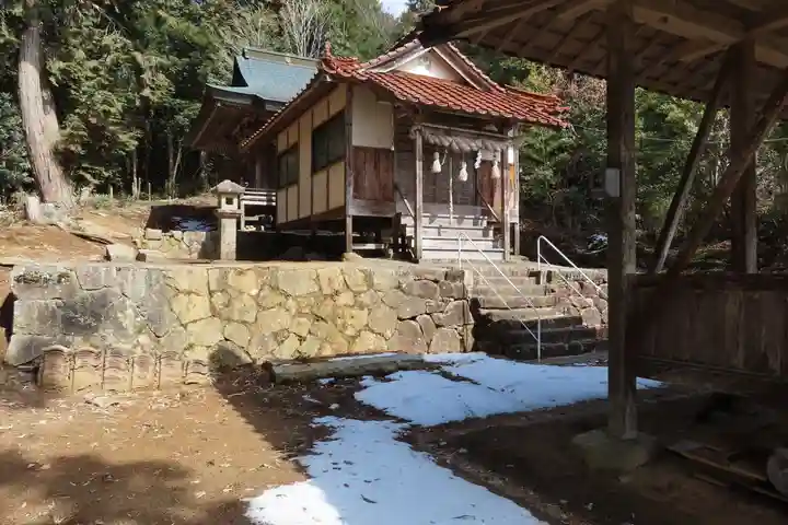 谷八幡神社の本殿・本堂