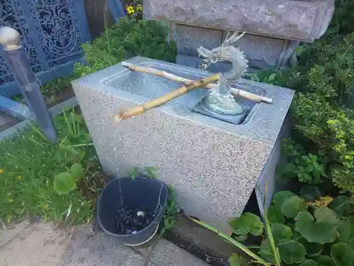 最福寺別院江の島大師の手水舎