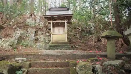 白石神社の本殿・本堂
