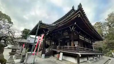 新熊野神社の{uncategorized: "未分類", other: "その他", undefined: "問題あり", building: "その他建物", grave: "お墓", sacred_gate: "鳥居", guardian: "狛犬", statue: "像", buddha: "仏像", history: "歴史", nature: "自然", garden: "庭園", animal: "動物", pagoda: "塔", temizu: "手水舎", mountain_gate: "山門・神門", sanctuary: "本殿・本堂", subordinate: "末社・摂社", art: "芸術", scenery: "景色", jizo: "地蔵", ema: "絵馬", goshuin: "御朱印", omikuji: "おみくじ", items: "授与品その他", amulet: "お守り", goshuincho: "御朱印帳", eats: "食事", festival: "お祭り", votive_dance: "神楽", shichigosan: "七五三参", wedding: "結婚式", experience: "体験その他", initially: "初詣", around: "周辺", anti_infection: "感染症対策"}