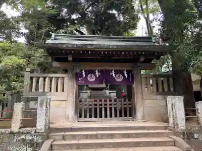 根津神社の{uncategorized: "未分類", other: "その他", undefined: "問題あり", building: "その他建物", grave: "お墓", sacred_gate: "鳥居", guardian: "狛犬", statue: "像", buddha: "仏像", history: "歴史", nature: "自然", garden: "庭園", animal: "動物", pagoda: "塔", temizu: "手水舎", mountain_gate: "山門・神門", sanctuary: "本殿・本堂", subordinate: "末社・摂社", art: "芸術", scenery: "景色", jizo: "地蔵", ema: "絵馬", goshuin: "御朱印", omikuji: "おみくじ", items: "授与品その他", amulet: "お守り", goshuincho: "御朱印帳", eats: "食事", festival: "お祭り", votive_dance: "神楽", shichigosan: "七五三参", wedding: "結婚式", experience: "体験その他", initially: "初詣", around: "周辺", anti_infection: "感染症対策"}