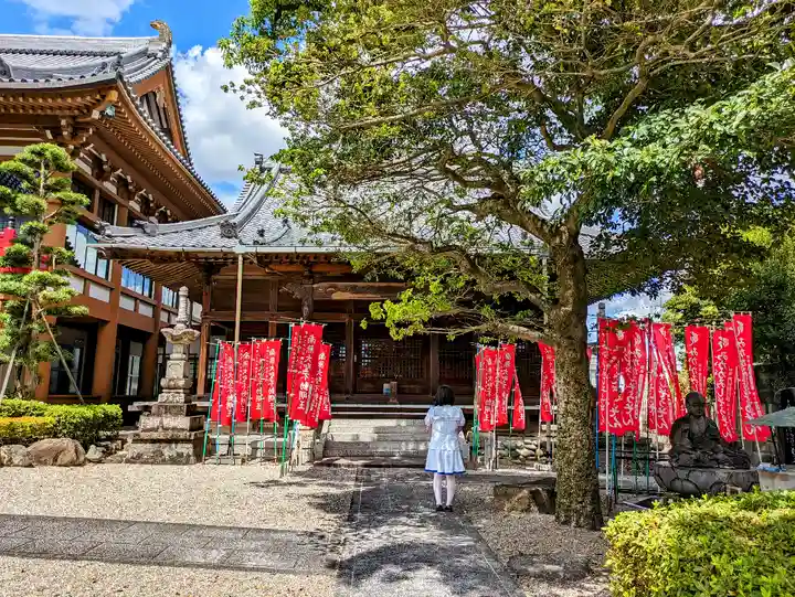 味鏡山 護國院の本殿・本堂