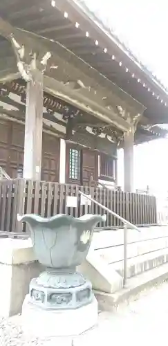 観音寺の本殿・本堂