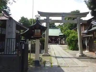 高円寺天祖神社の鳥居