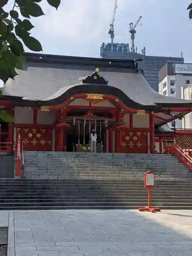 花園神社の本殿・本堂