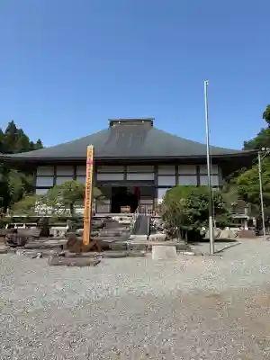 雲居寺の{uncategorized: "未分類", other: "その他", undefined: "問題あり", building: "その他建物", grave: "お墓", sacred_gate: "鳥居", guardian: "狛犬", statue: "像", buddha: "仏像", history: "歴史", nature: "自然", garden: "庭園", animal: "動物", pagoda: "塔", temizu: "手水舎", mountain_gate: "山門・神門", sanctuary: "本殿・本堂", subordinate: "末社・摂社", art: "芸術", scenery: "景色", jizo: "地蔵", ema: "絵馬", goshuin: "御朱印", omikuji: "おみくじ", items: "授与品その他", amulet: "お守り", goshuincho: "御朱印帳", eats: "食事", festival: "お祭り", votive_dance: "神楽", shichigosan: "七五三参", wedding: "結婚式", experience: "体験その他", initially: "初詣", around: "周辺", anti_infection: "感染症対策"}