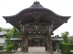 了徳寺の山門