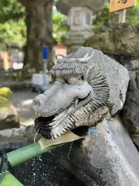 諏訪大社下社秋宮(長野県)