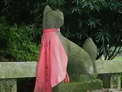 十方稲荷神社の狛犬