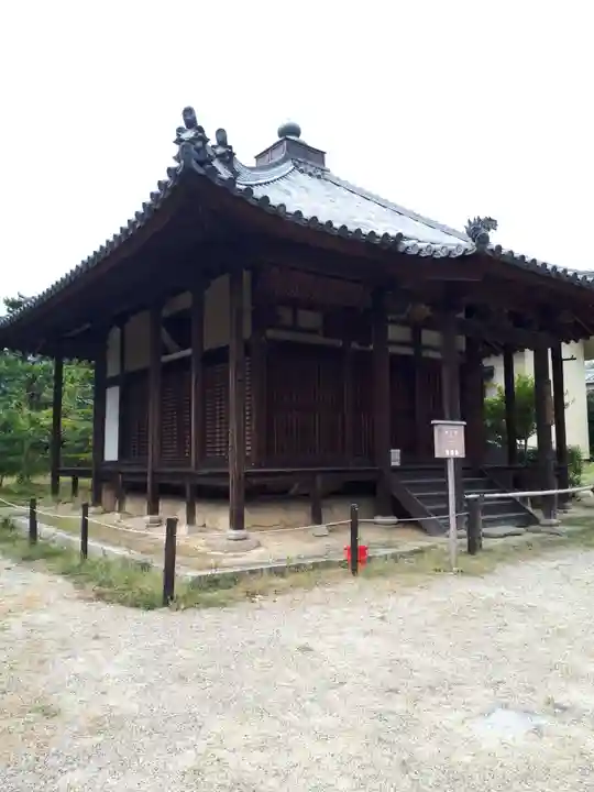 法起寺のその他建物