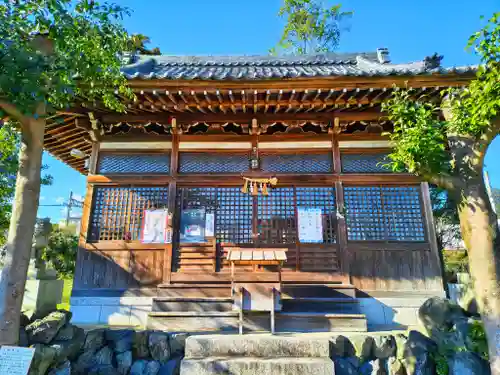 尾津神社（小山）の本殿・本堂