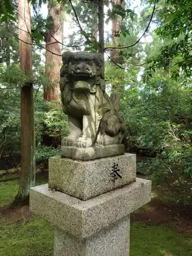 妙義神社の狛犬