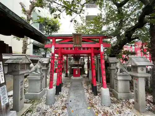 新世界稲荷神社の鳥居