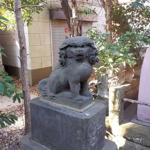 小岩神社の狛犬