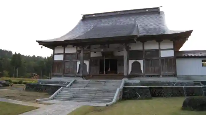 妙高寺の本殿・本堂