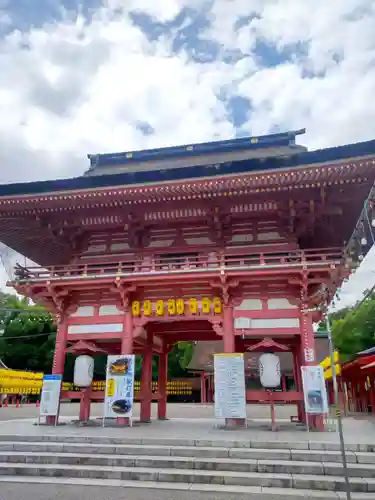 津島神社の山門・神門