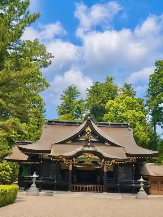 香取神宮の{uncategorized: "未分類", other: "その他", undefined: "問題あり", building: "その他建物", grave: "お墓", sacred_gate: "鳥居", guardian: "狛犬", statue: "像", buddha: "仏像", history: "歴史", nature: "自然", garden: "庭園", animal: "動物", pagoda: "塔", temizu: "手水舎", mountain_gate: "山門・神門", sanctuary: "本殿・本堂", subordinate: "末社・摂社", art: "芸術", scenery: "景色", jizo: "地蔵", ema: "絵馬", goshuin: "御朱印", omikuji: "おみくじ", items: "授与品その他", amulet: "お守り", goshuincho: "御朱印帳", eats: "食事", festival: "お祭り", votive_dance: "神楽", shichigosan: "七五三参", wedding: "結婚式", experience: "体験その他", initially: "初詣", around: "周辺", anti_infection: "感染症対策"}