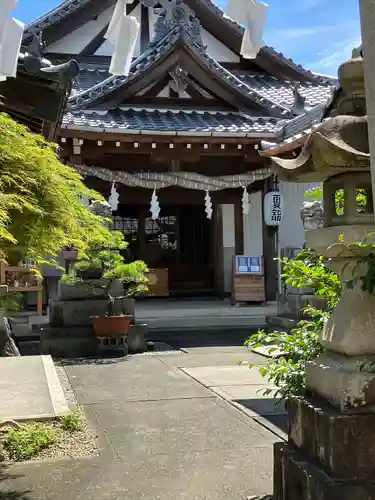 御嶽神社茅萱宮の本殿