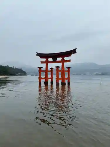 厳島神社(広島県)