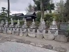 龍真寺の地蔵