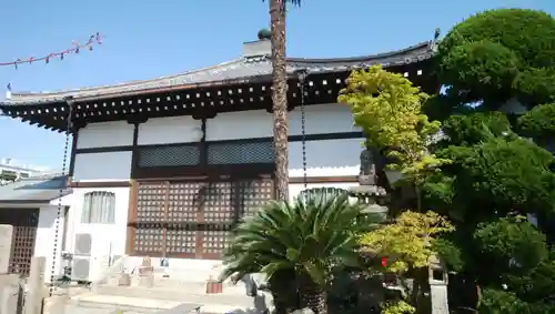 西念寺の本殿