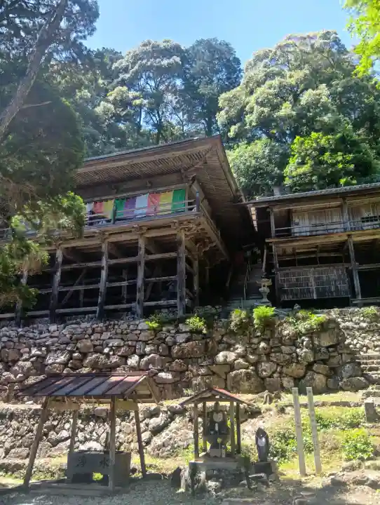 日龍峯寺(高澤観音)(美濃清水)の{uncategorized: "未分類", other: "その他", undefined: "問題あり", building: "その他建物", grave: "お墓", sacred_gate: "鳥居", guardian: "狛犬", statue: "像", buddha: "仏像", history: "歴史", nature: "自然", garden: "庭園", animal: "動物", pagoda: "塔", temizu: "手水舎", mountain_gate: "山門・神門", sanctuary: "本殿・本堂", subordinate: "末社・摂社", art: "芸術", scenery: "景色", jizo: "地蔵", ema: "絵馬", goshuin: "御朱印", omikuji: "おみくじ", items: "授与品その他", amulet: "お守り", goshuincho: "御朱印帳", eats: "食事", festival: "お祭り", votive_dance: "神楽", shichigosan: "七五三参", wedding: "結婚式", experience: "体験その他", initially: "初詣", around: "周辺", anti_infection: "感染症対策"}