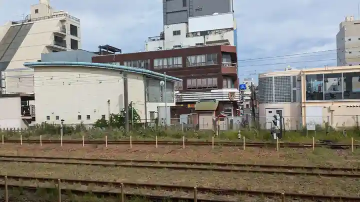 木更津駅東口無縁観音講の景色