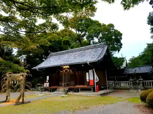 賀久留神社の本殿・本堂