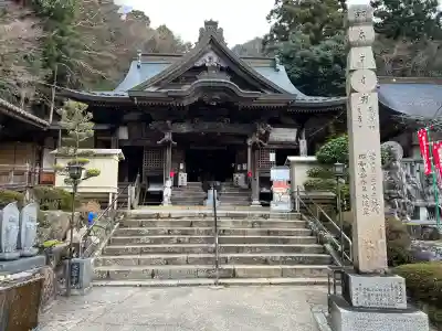 大窪寺の{uncategorized: "未分類", other: "その他", undefined: "問題あり", building: "その他建物", grave: "お墓", sacred_gate: "鳥居", guardian: "狛犬", statue: "像", buddha: "仏像", history: "歴史", nature: "自然", garden: "庭園", animal: "動物", pagoda: "塔", temizu: "手水舎", mountain_gate: "山門・神門", sanctuary: "本殿・本堂", subordinate: "末社・摂社", art: "芸術", scenery: "景色", jizo: "地蔵", ema: "絵馬", goshuin: "御朱印", omikuji: "おみくじ", items: "授与品その他", amulet: "お守り", goshuincho: "御朱印帳", eats: "食事", festival: "お祭り", votive_dance: "神楽", shichigosan: "七五三参", wedding: "結婚式", experience: "体験その他", initially: "初詣", around: "周辺", anti_infection: "感染症対策"}