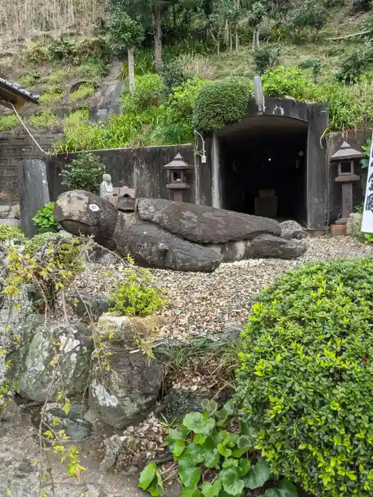 青泰山 浄土寺の狛犬