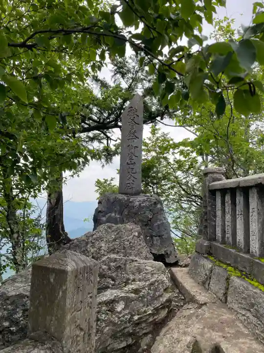 三峯神社奥宮(埼玉県)