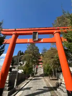 久井稲生神社の{uncategorized: "未分類", other: "その他", undefined: "問題あり", building: "その他建物", grave: "お墓", sacred_gate: "鳥居", guardian: "狛犬", statue: "像", buddha: "仏像", history: "歴史", nature: "自然", garden: "庭園", animal: "動物", pagoda: "塔", temizu: "手水舎", mountain_gate: "山門・神門", sanctuary: "本殿・本堂", subordinate: "末社・摂社", art: "芸術", scenery: "景色", jizo: "地蔵", ema: "絵馬", goshuin: "御朱印", omikuji: "おみくじ", items: "授与品その他", amulet: "お守り", goshuincho: "御朱印帳", eats: "食事", festival: "お祭り", votive_dance: "神楽", shichigosan: "七五三参", wedding: "結婚式", experience: "体験その他", initially: "初詣", around: "周辺", anti_infection: "感染症対策"}