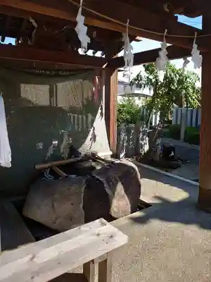 御嶽神社茅萱宮の手水舎