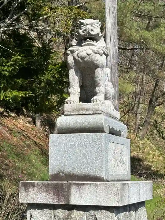 陸別神社の{uncategorized: "未分類", other: "その他", undefined: "問題あり", building: "その他建物", grave: "お墓", sacred_gate: "鳥居", guardian: "狛犬", statue: "像", buddha: "仏像", history: "歴史", nature: "自然", garden: "庭園", animal: "動物", pagoda: "塔", temizu: "手水舎", mountain_gate: "山門・神門", sanctuary: "本殿・本堂", subordinate: "末社・摂社", art: "芸術", scenery: "景色", jizo: "地蔵", ema: "絵馬", goshuin: "御朱印", omikuji: "おみくじ", items: "授与品その他", amulet: "お守り", goshuincho: "御朱印帳", eats: "食事", festival: "お祭り", votive_dance: "神楽", shichigosan: "七五三参", wedding: "結婚式", experience: "体験その他", initially: "初詣", around: "周辺", anti_infection: "感染症対策"}