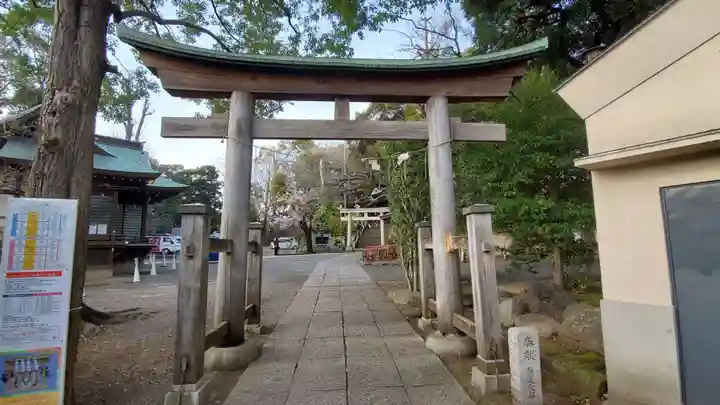雪ケ谷八幡神社の鳥居