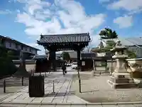 壬生寺の山門・神門