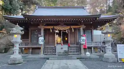 中氷川神社の本殿・本堂